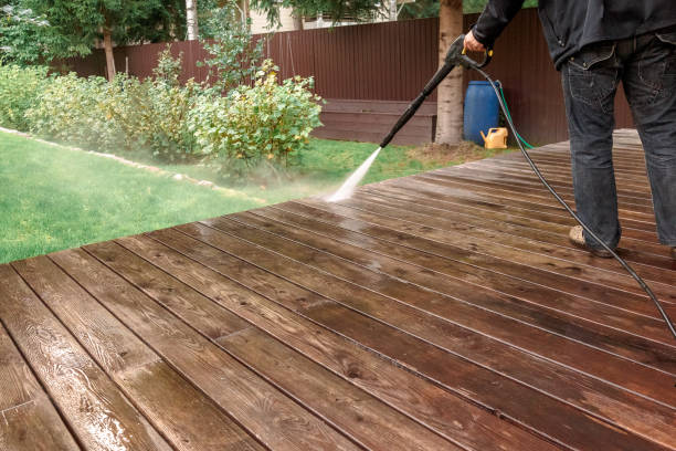 Best Parking Lot and Garage Cleaning  in Fowlerville, MI